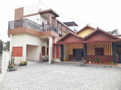 Kost Keluarga dan Personal, Aman, Nyaman, Lokasi Strategis