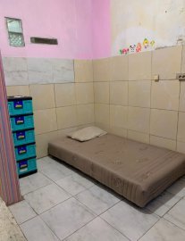 Kost Wanita dekat STT PLN