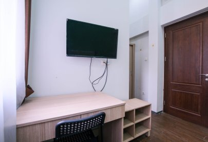 Kost Toba Mansion by AbdiHome Double Bed Dengan Balkon Dekat Ke GBK