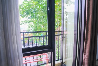 Kost Toba Mansion by AbdiHome Double Bed Dengan Balkon Dekat Ke GBK