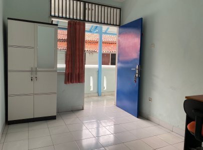 Kost Putri Puri