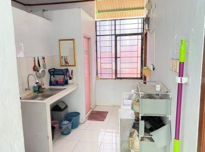 Kost Khusus Putri (Kayuringin Jaya, Bekasi Selatan)