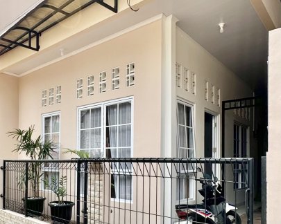 Kost Putri Bekasi (Iboe Kost)