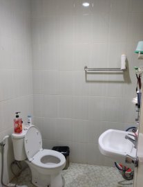 Kamar mandi luar shower air panas dingin 