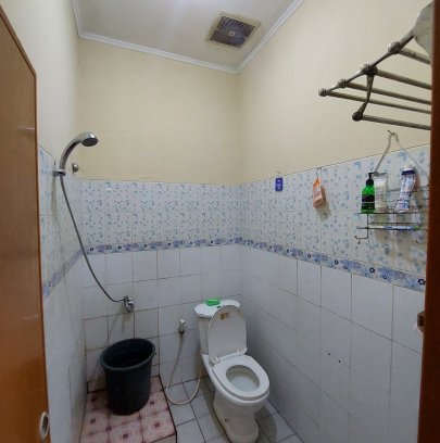 KOST PUTRI ????Cikarang, Deltamas, Cluster Catalonia Harga Terjangkau