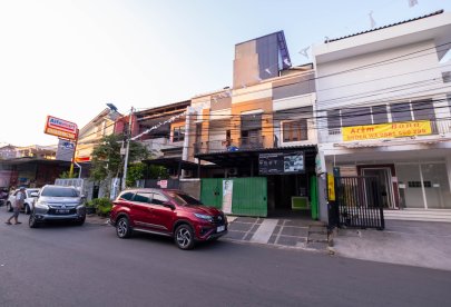 Kost Stariez Pulomas By Abdihome Km Luar Lengkap Dekat Ke UNJ