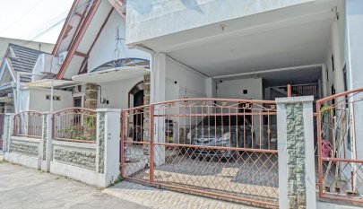 Queen House Caturtunggal Yogyakarta - Kost Nyaman dekat Kampus dan Malioboro 