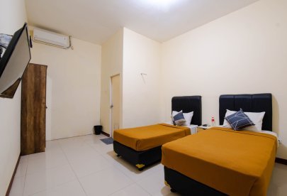 Kost Athena Syahriah Twin Bed Hanya 1 Menit Ke RSUD Tangerang