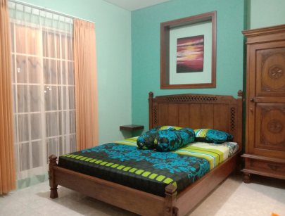 BEDROOM DOUBLE BED