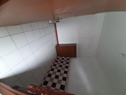 Kost dekat kolam renang karangsetra / jln.Setiabudi bandung