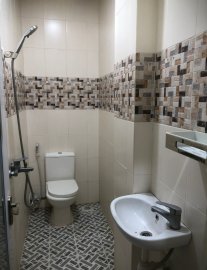 Kost Executive CROWN GUESTHOUSE-Lubuk Baja Nagoya