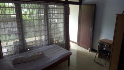 Kamar kos putri di Tanjung Duren - Jakarta Barat