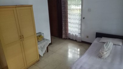 Kamar kos putri di Tanjung Duren - Jakarta Barat