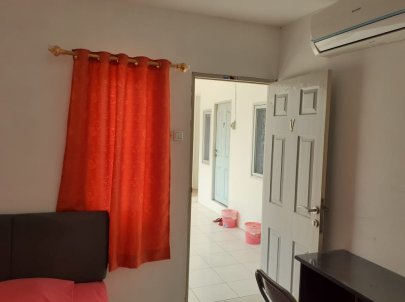 kost Bu iin Blok M (hp 081384334774)