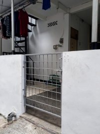 Kost 26 Karang Anyar, Pria dan Wanita, Sawah Besar