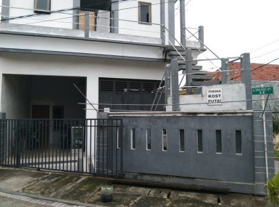 kost putri surabaya barat