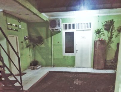 Kost ketapang 23B