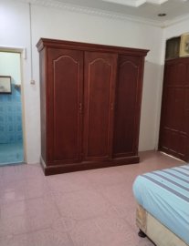 Di KOST kan / Di KONTRAK kan - Rumah besar di Manukan Surabaya Barat