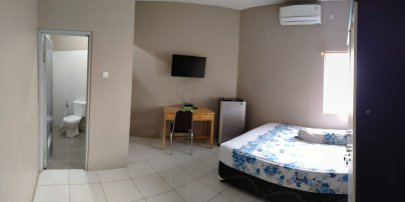 KOST HOKI 39  Jl.Taman Bougenville 3 no 9  Meadow Green - Lippo Cikarang