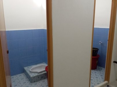 Kamar mandi bersama