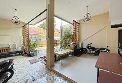 111 Joglo House Kembangan - Kost Khusus Putri di Jakarta Barat 