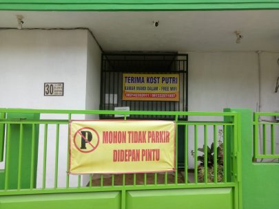 Kost Putri Eksklusif Nyaman di Pusat Kota Pandaan