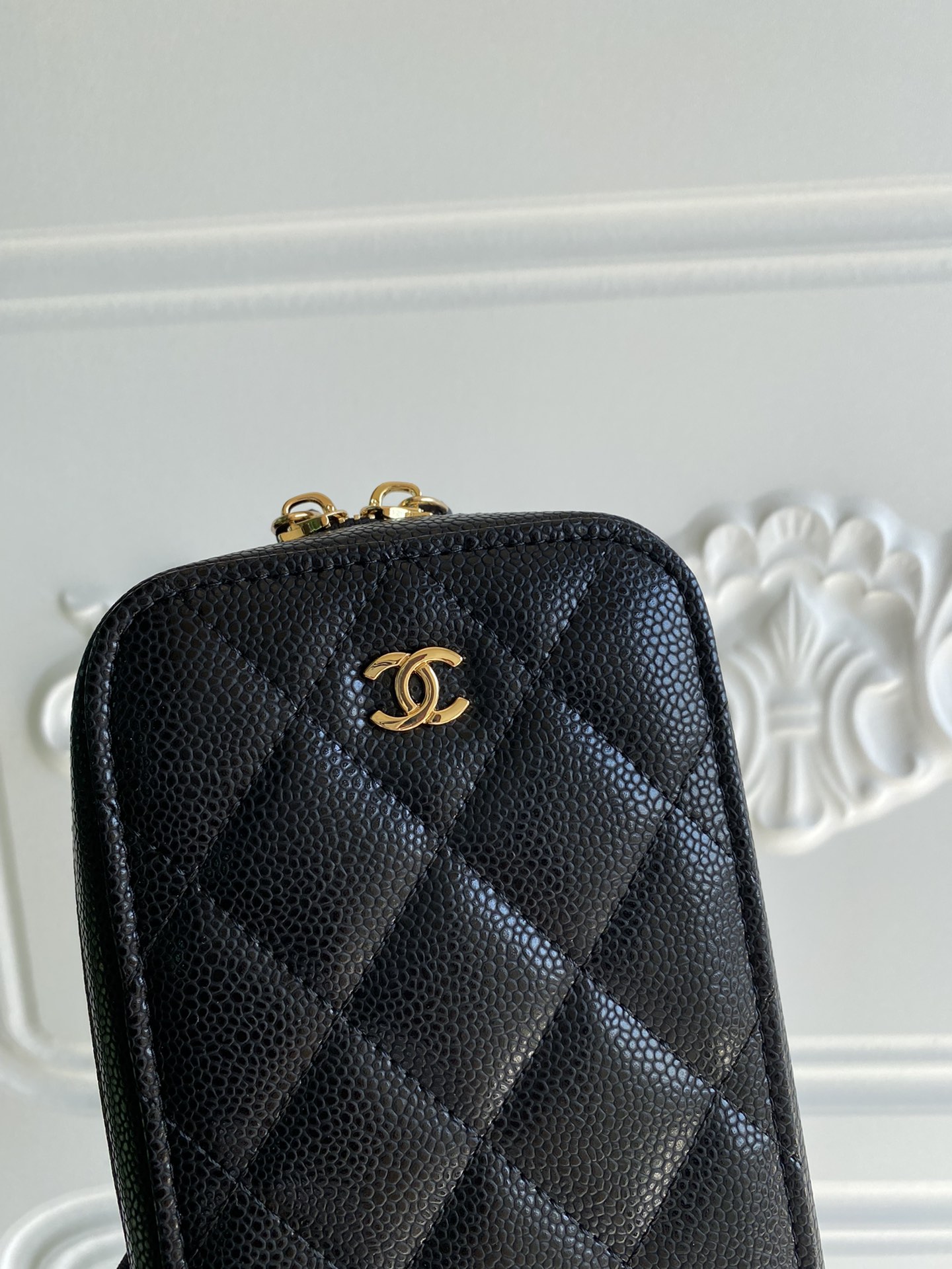 285-8724-T  Chanel  46.99$ gallery