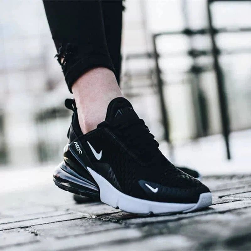 28.72$ NIKE 270 code:8094-T gallery