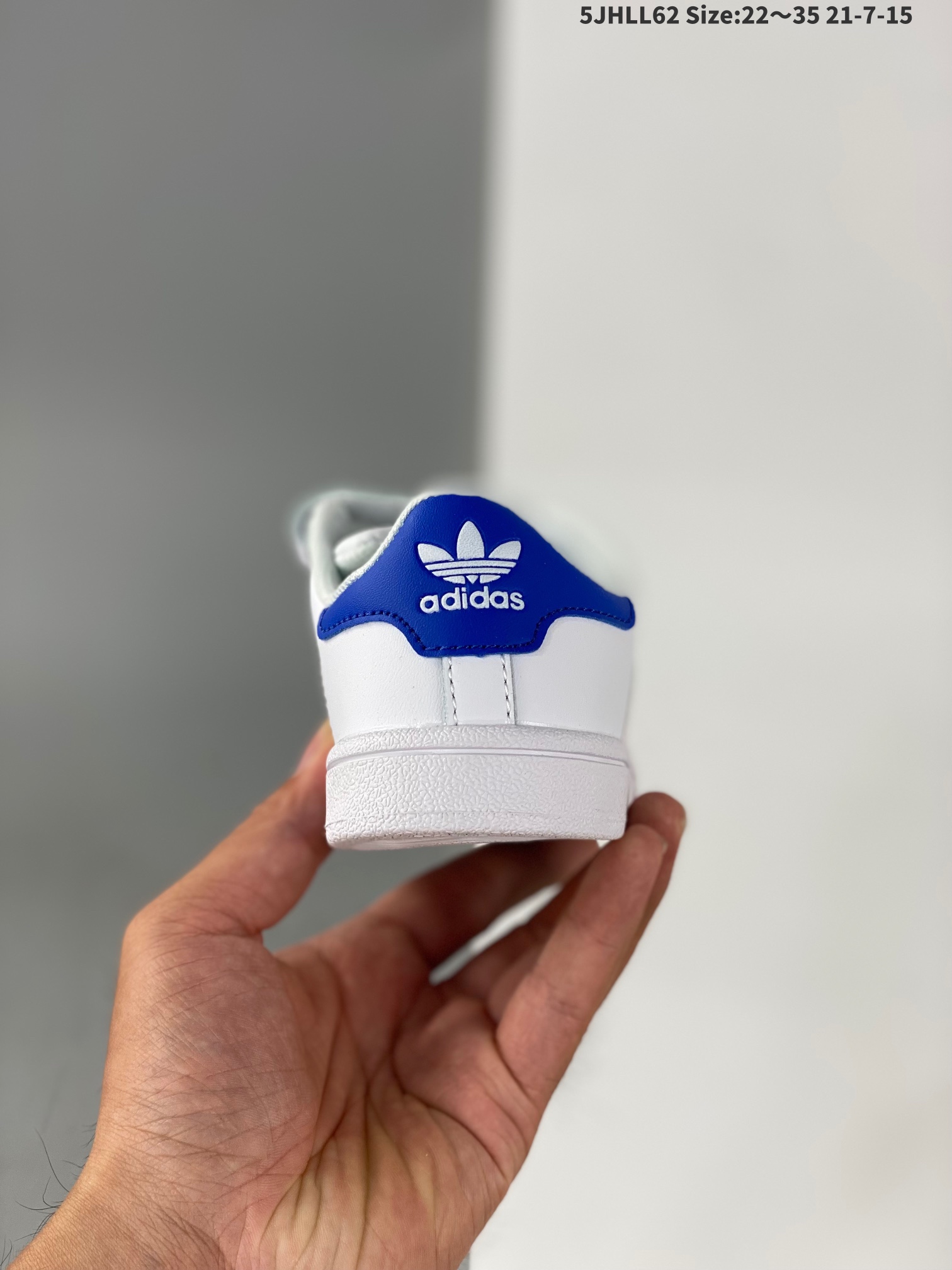 35.66$Adidas    10026-T gallery