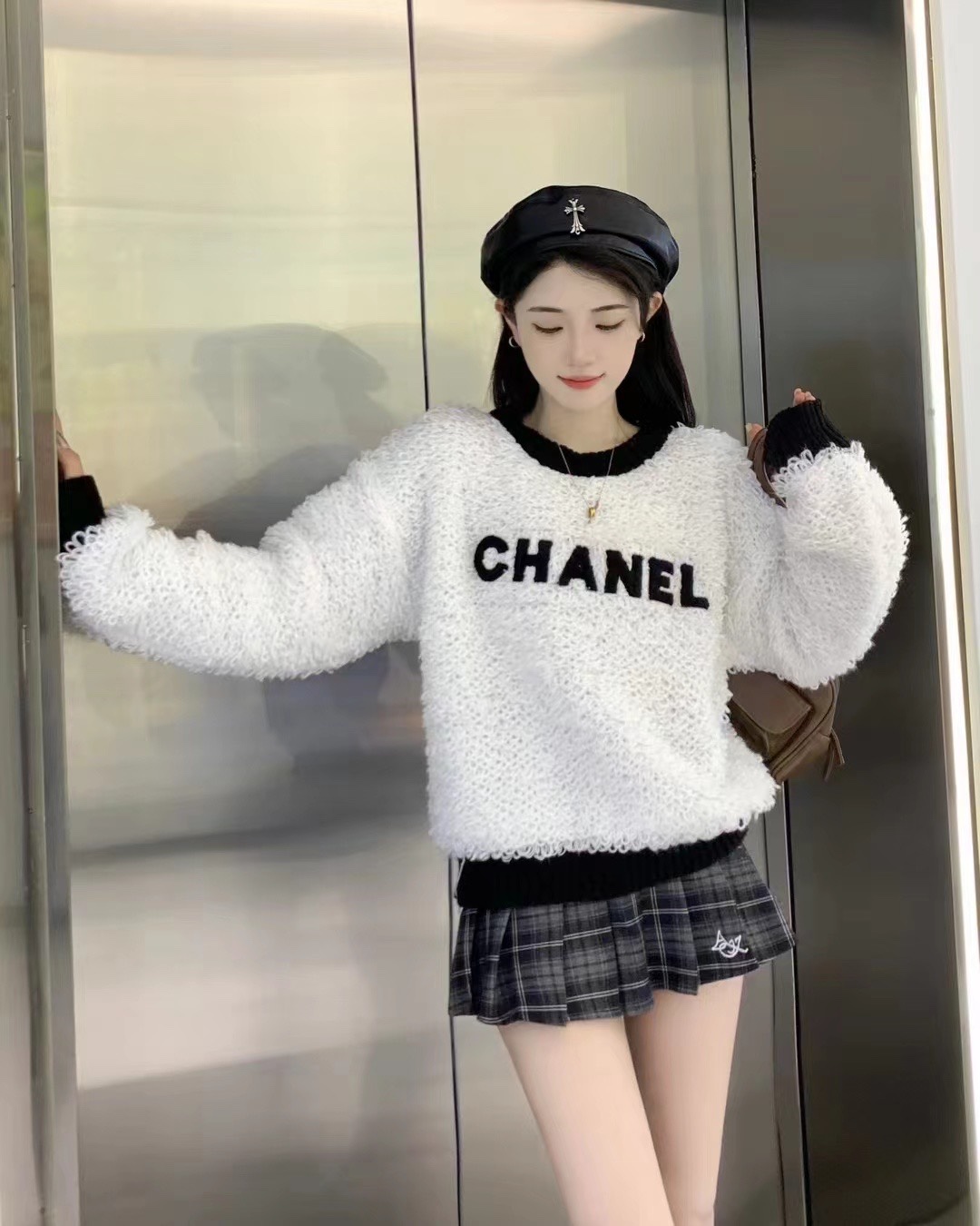 49.9-chanel     9904-T gallery