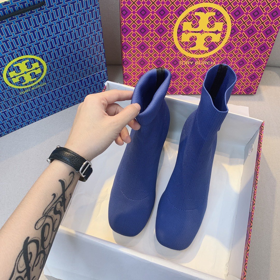 8636-T   46.79$ TORY  BURCH gallery