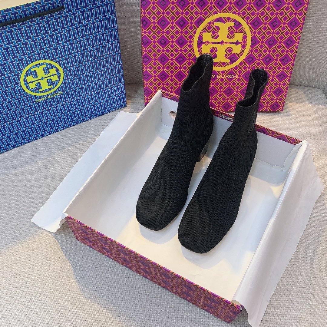 8636-T   46.79$ TORY  BURCH gallery