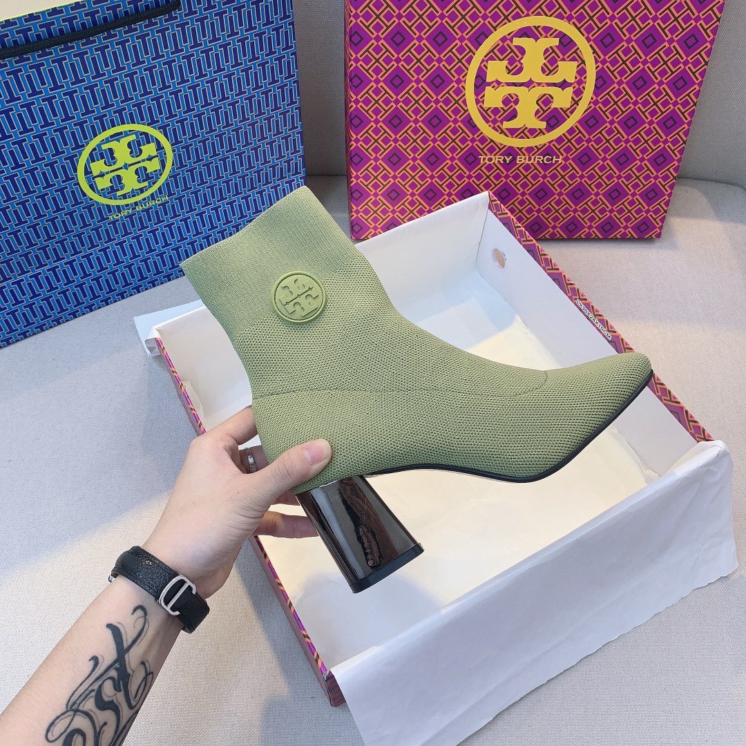 8636-T   46.79$ TORY  BURCH gallery