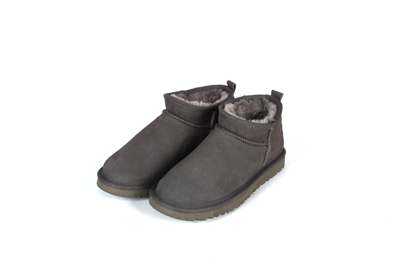 8788-T    29.51$UGG gallery