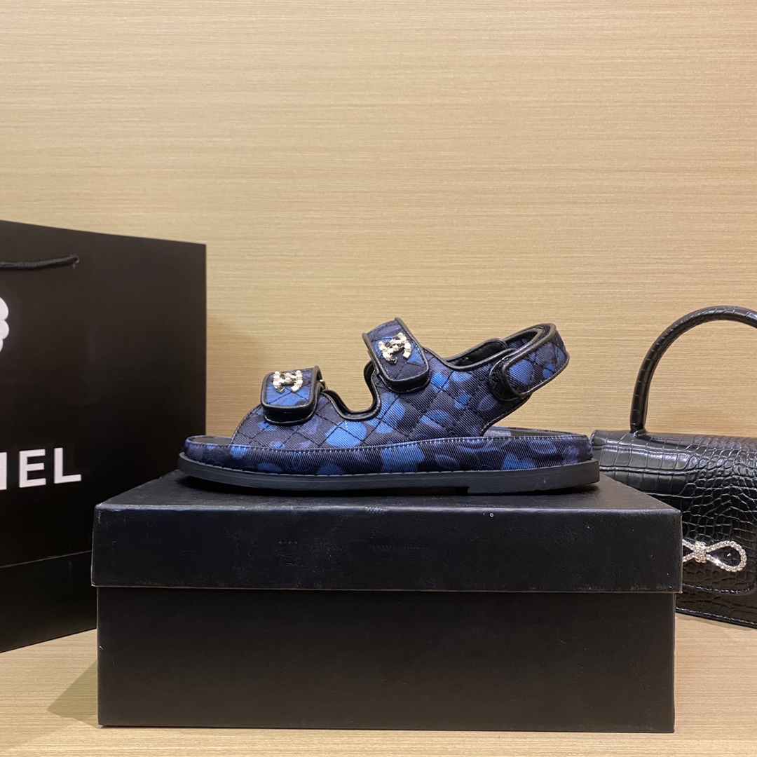 9059-T     Chanel-VX3-49.98 gallery