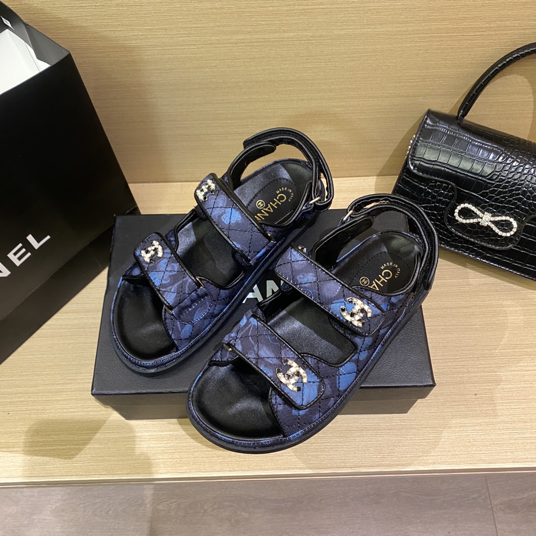 9059-T     Chanel-VX3-49.98 gallery