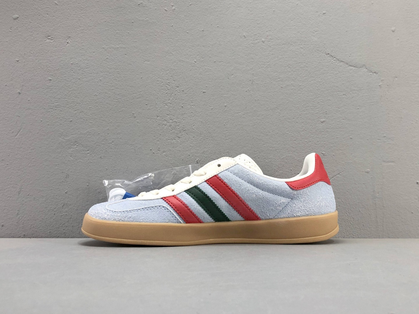 ADIDAS 46.89$  code 351-7089-R gallery