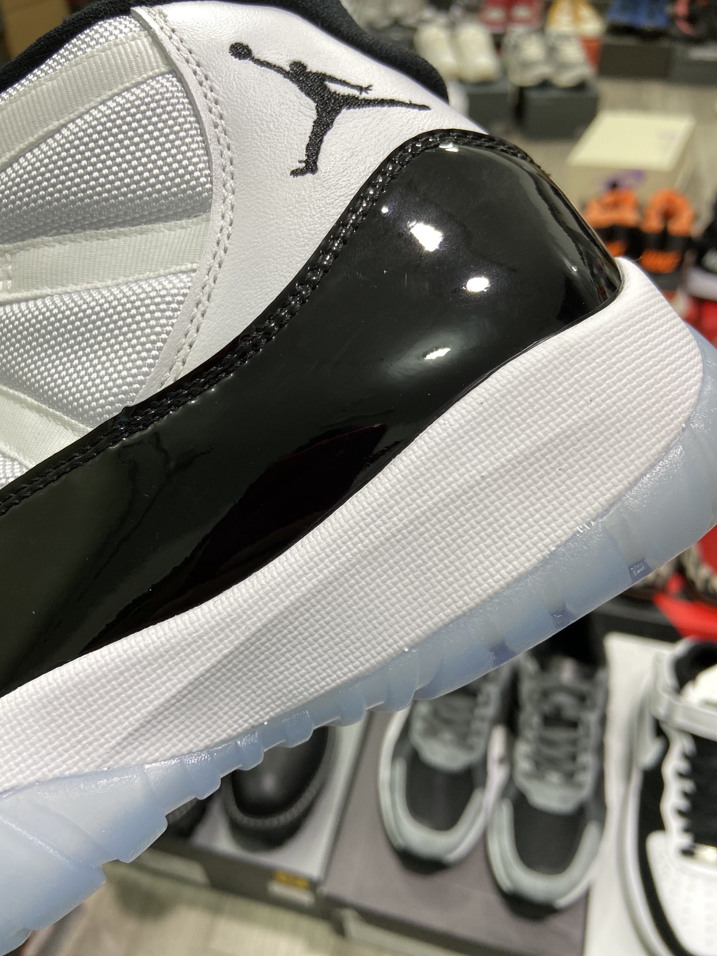 Air Jordan $87 gallery