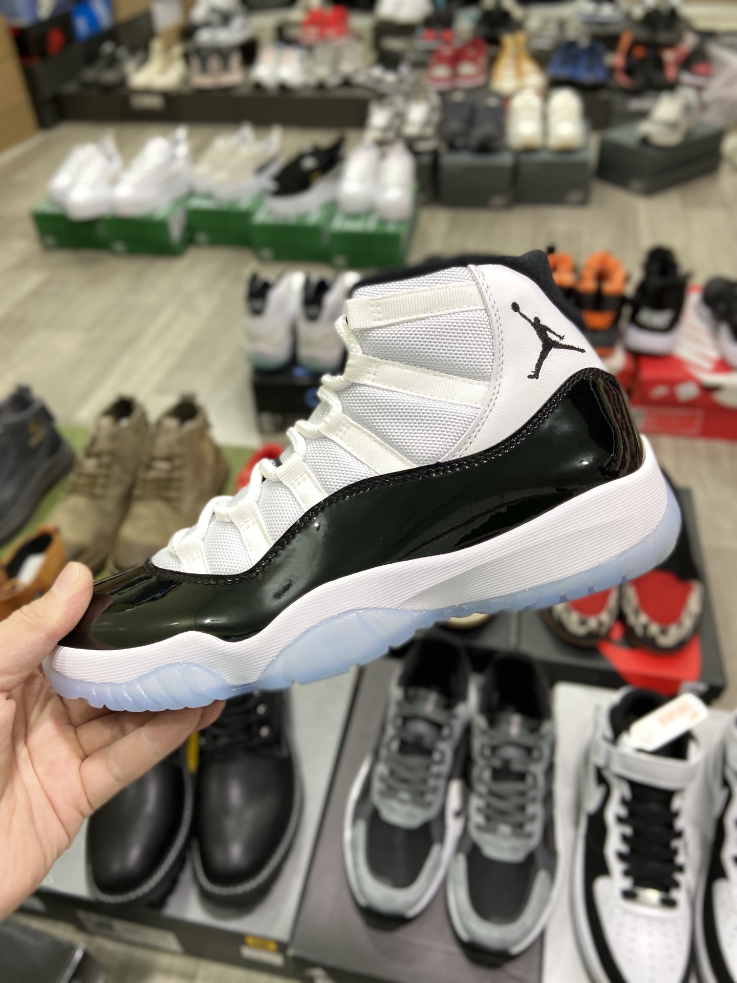 Air Jordan $87 gallery