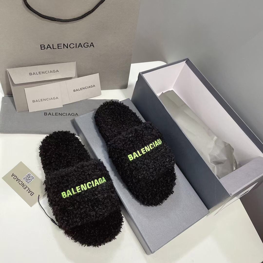 BALENCIAGA $51 gallery