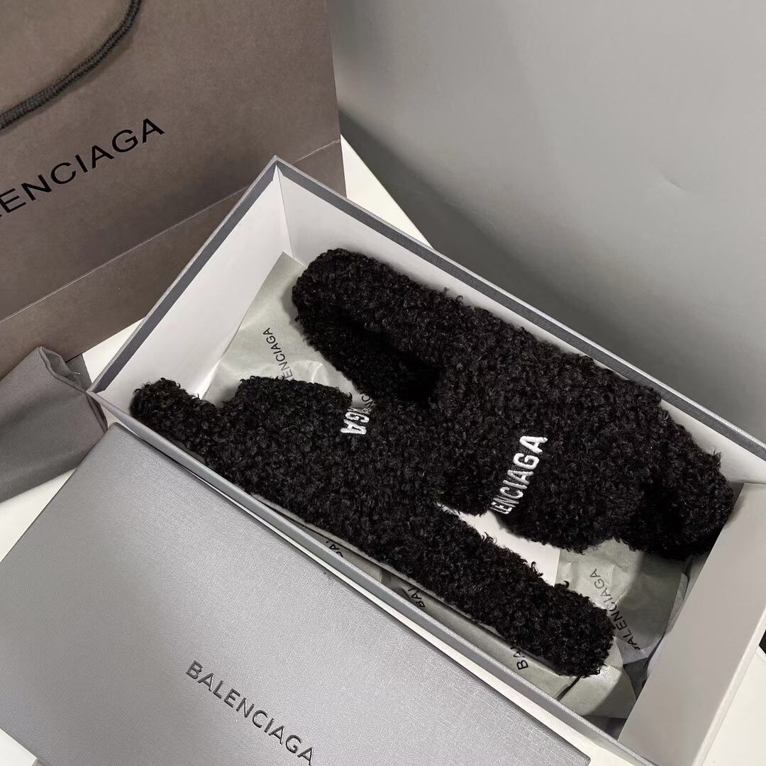 BALENCIAGA $51 gallery