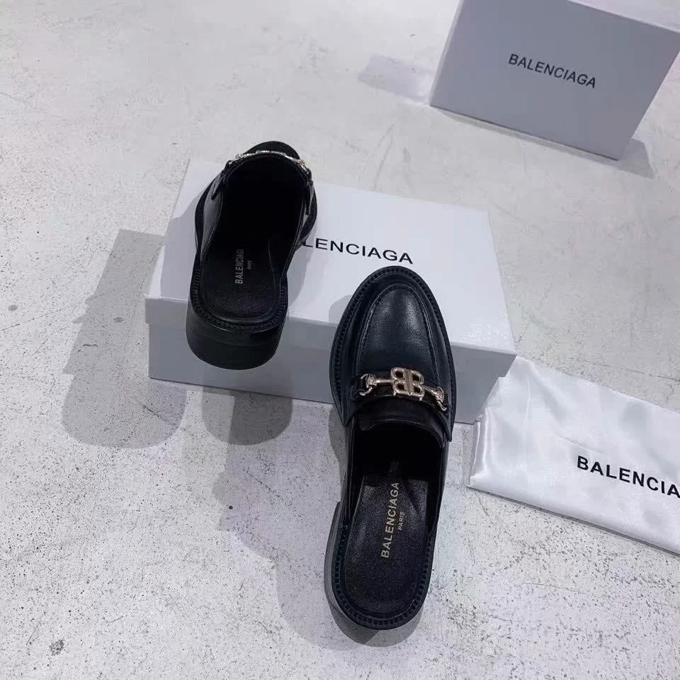 BALENCIAGA $81 gallery