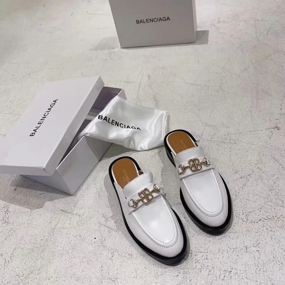 BALENCIAGA $81 gallery