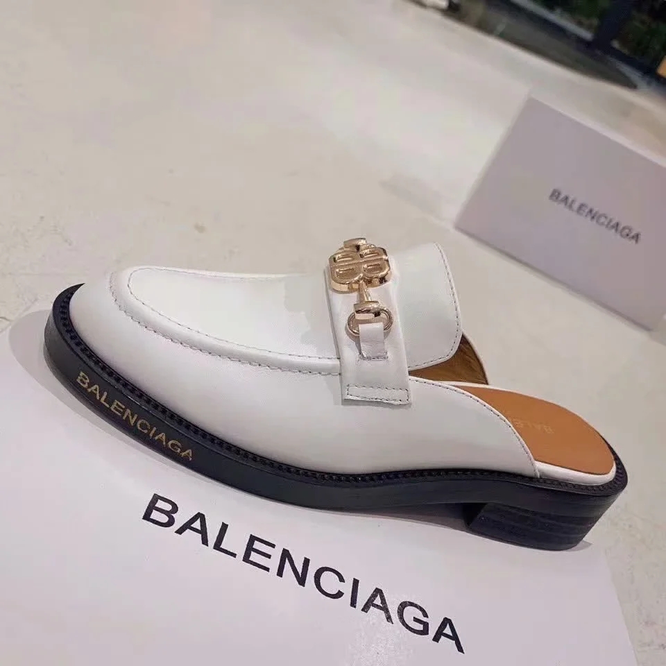 BALENCIAGA $81 gallery