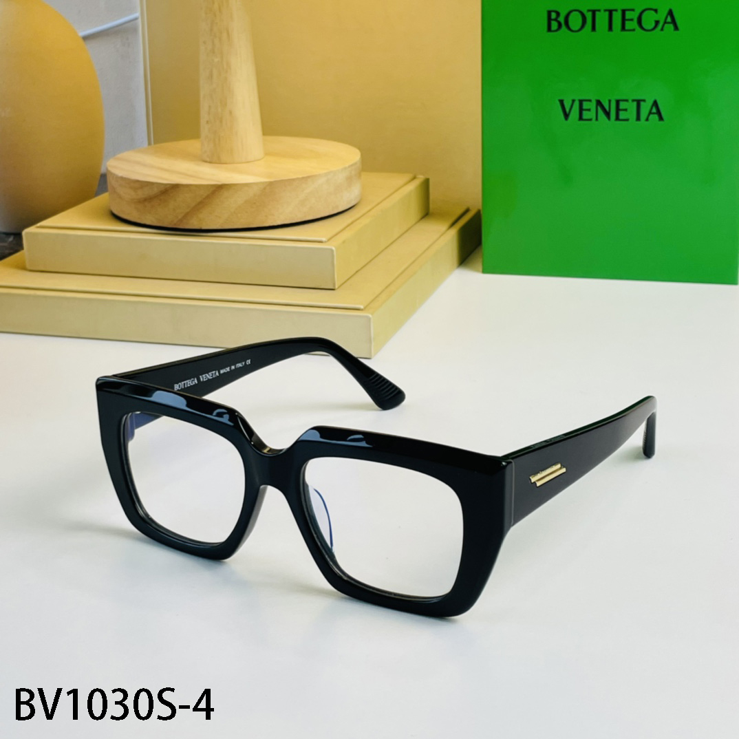 BOTTEGA VENETA $53 gallery