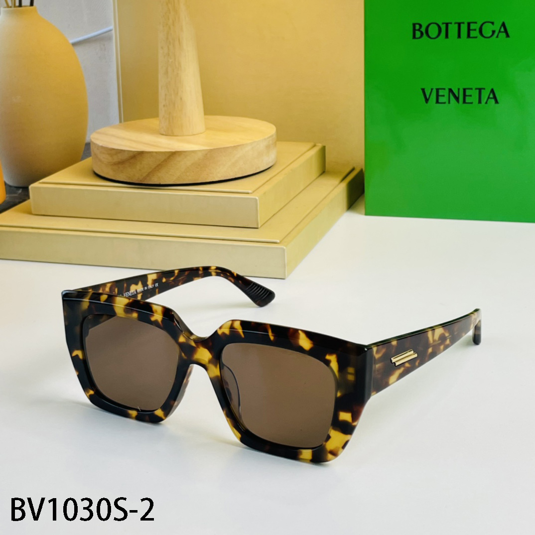 BOTTEGA VENETA $53 gallery