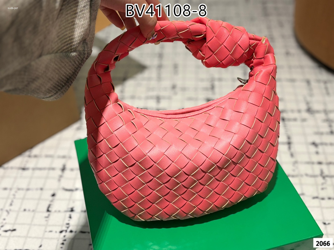 BOTTEGA VENETA $66 gallery