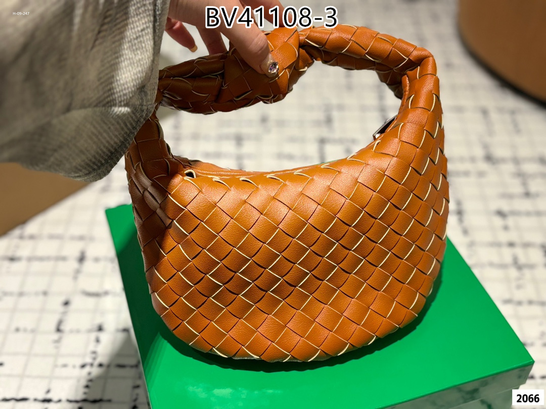 BOTTEGA VENETA $66 gallery