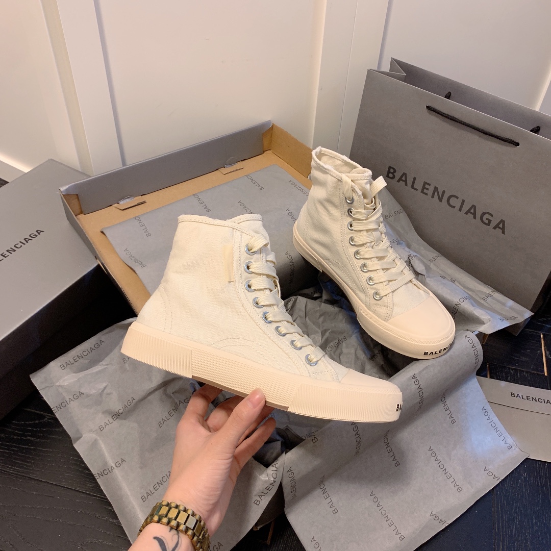 Balenciaga 49.99$ code 449-5877-R gallery