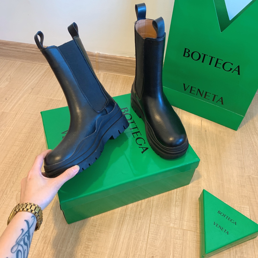 Bottega Venet $82 gallery